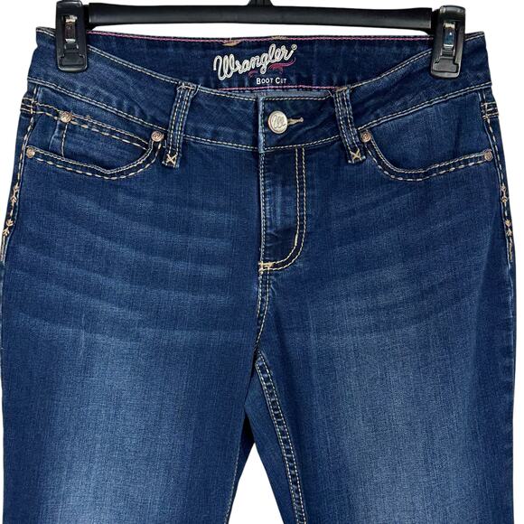 Wrangler SZ 9/10 Bootcut Jeans Mid-Rise Stretch Zip-Fly Whiskered Dark Wash Blue - Picture 2 of 10